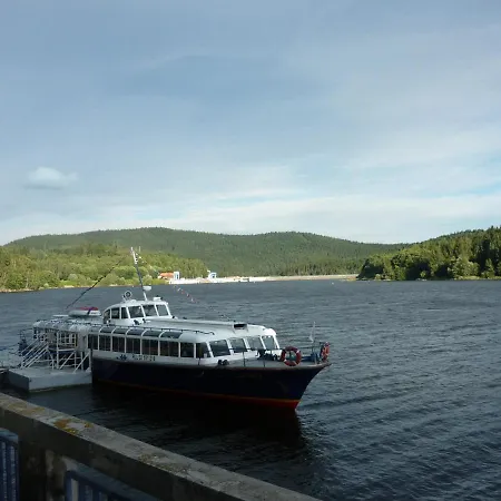 Lipno U Vody A Cyklostezky Apartmán *