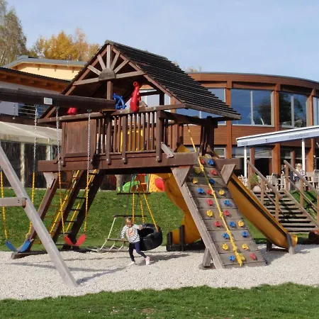 Lipno U Vody A Cyklostezky * Lipno nad Vltavou